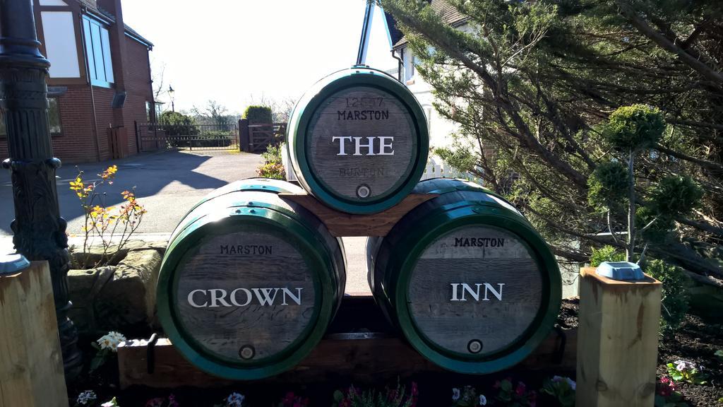 Crown Inn Marston Montgomery Bagian luar foto